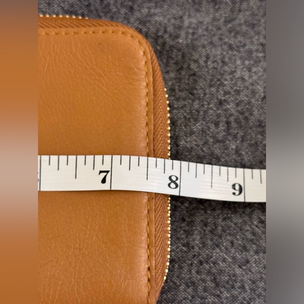 NWOT Madewell The Essential Zip Clutch - Picture 6 of 6